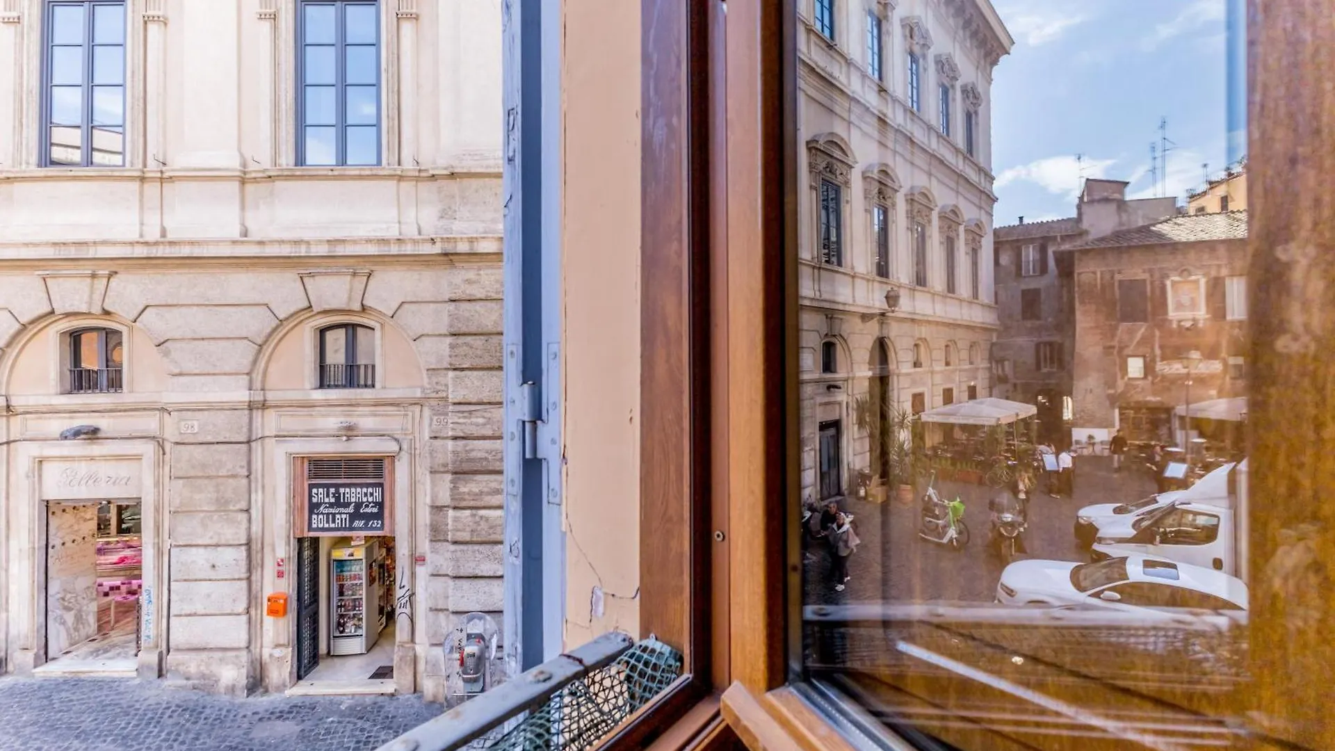 Dimora Storica Del Biscione By Ghor Apartment Rome