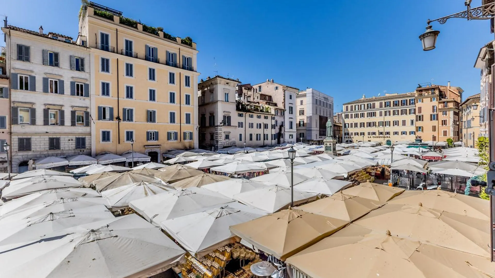 Dimora Storica Del Biscione By Ghor Apartment Rome